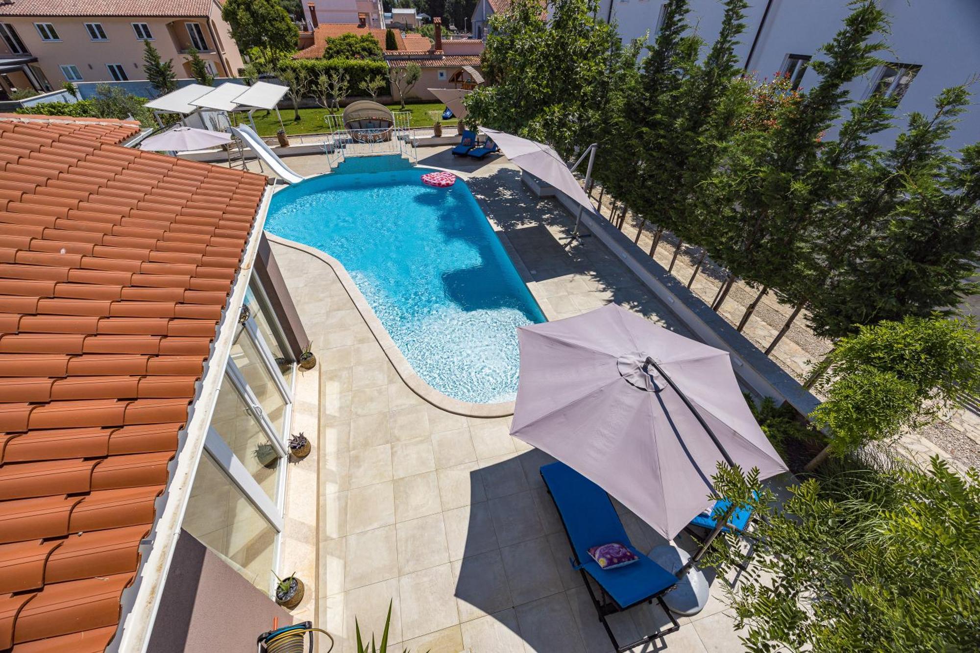 Five Bedroom Villa Emily With Pool In Медулин Экстерьер фото